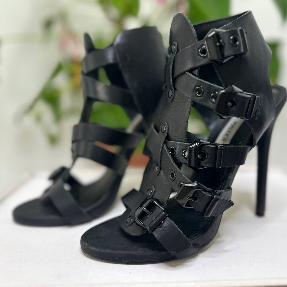 STEVE MADDEN NATIVE BLACK LEATHER